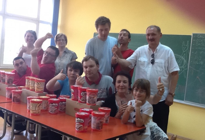Donacija sladoleda obradovala štićenike Centra za inkluziju iz Buja